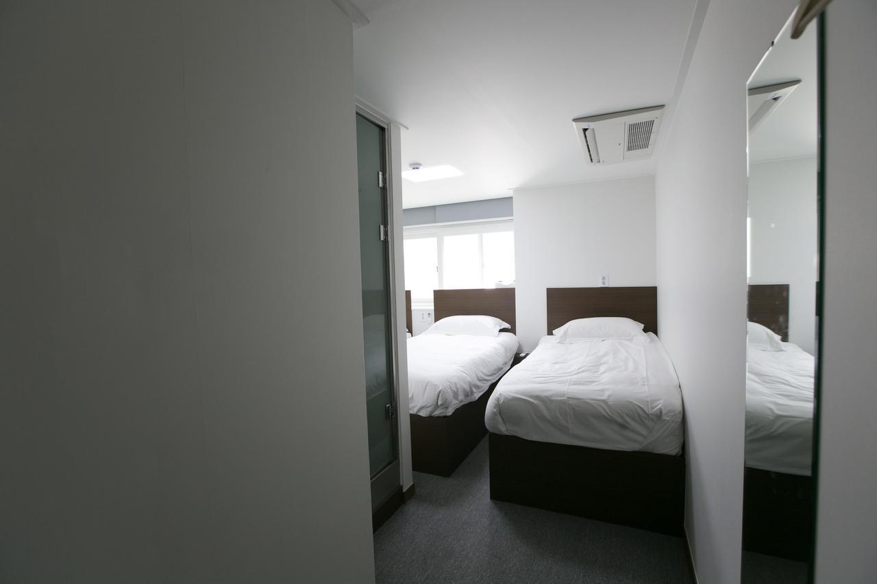 Hotel Philstay Myeongdong Central Hotel