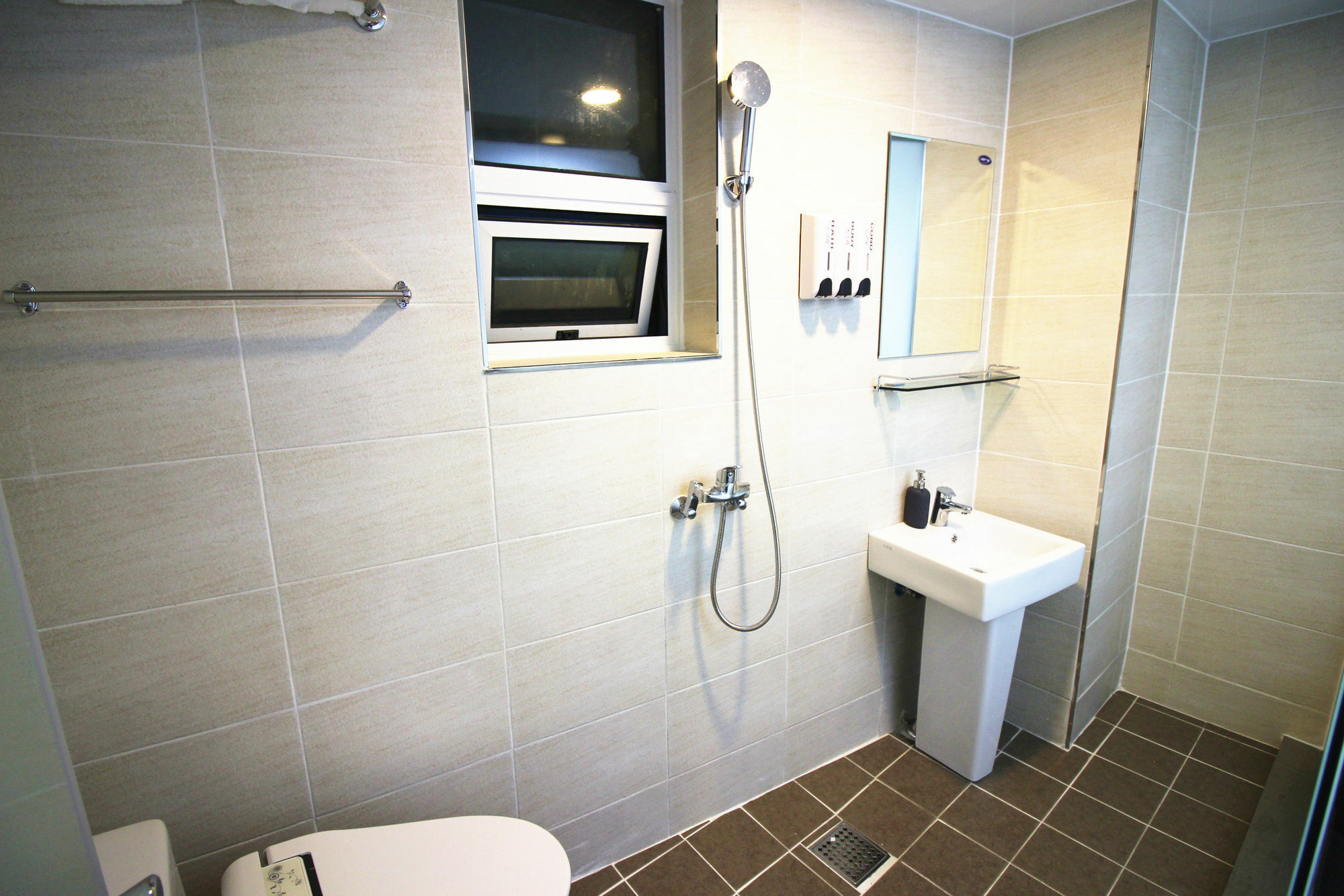 Philstay Myeongdong Central Hotel 2*